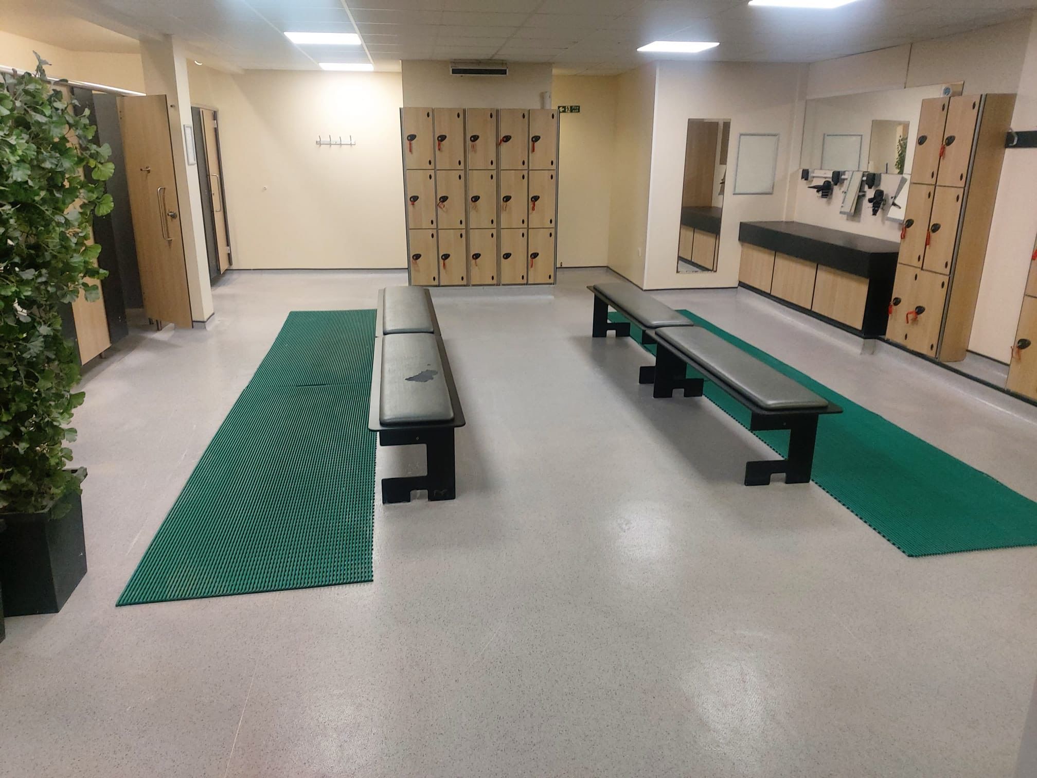 Our dependable regular cleaning services guarantee a clean and hygienic workspace for your employees and clients.